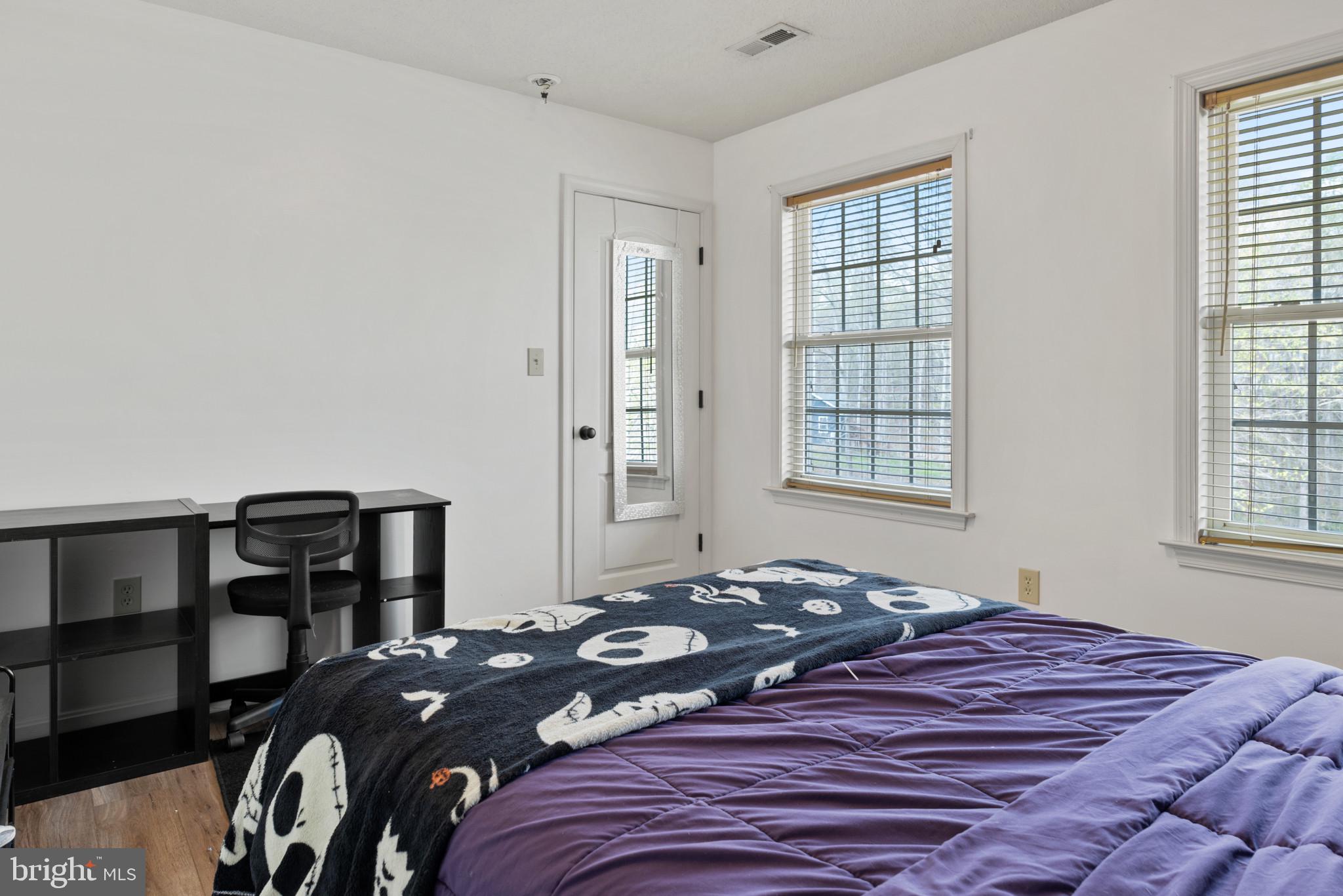 MORGAN II - Residential