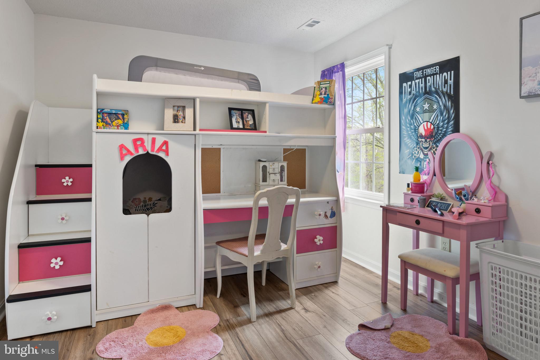 MORGAN II - Residential