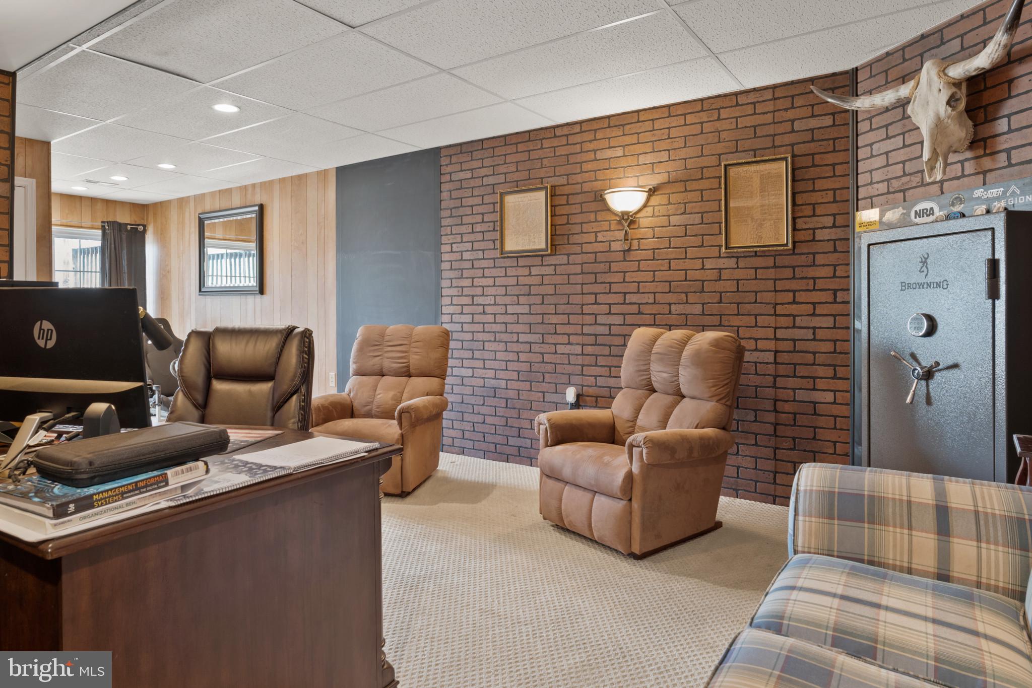 MORGAN II - Residential