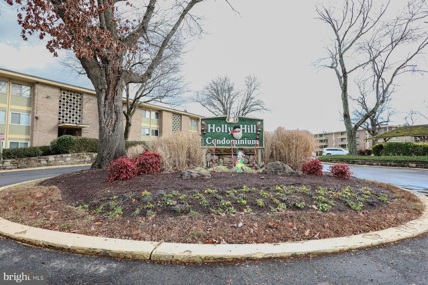 Affordable 2-Bedroom Condo with Value-Add Potential

Welcome to this spacious 2-bedroom, 1-bath condo located in the popular Holly Hill community. This unit offers an excellent opportunity for buyers seeking affordability, convenience, and the ability to add value through updates.

The home features a comfortable layout with a bright living area, dining space, and two well-sized bedrooms, providing a solid foundation for cosmetic improvements or long-term ownership. Nearby renovated units in the community have sold in the $150K+ range, making this a compelling option for buyers looking to build equity while staying within budget.

Community amenities include a swimming pool, playgrounds, and assigned parking. The monthly condo fee includes water, sewer, gas, trash, and exterior maintenance, helping keep ownership costs predictable and manageable.