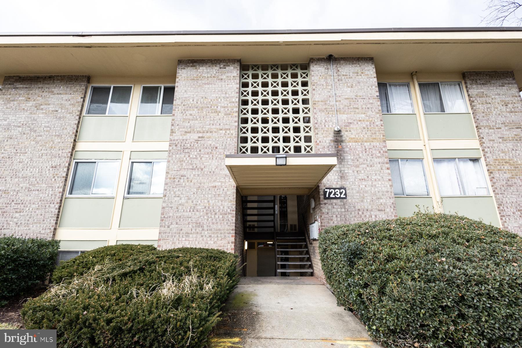 HOLLY HILL CONDOMINIUMS - Residential