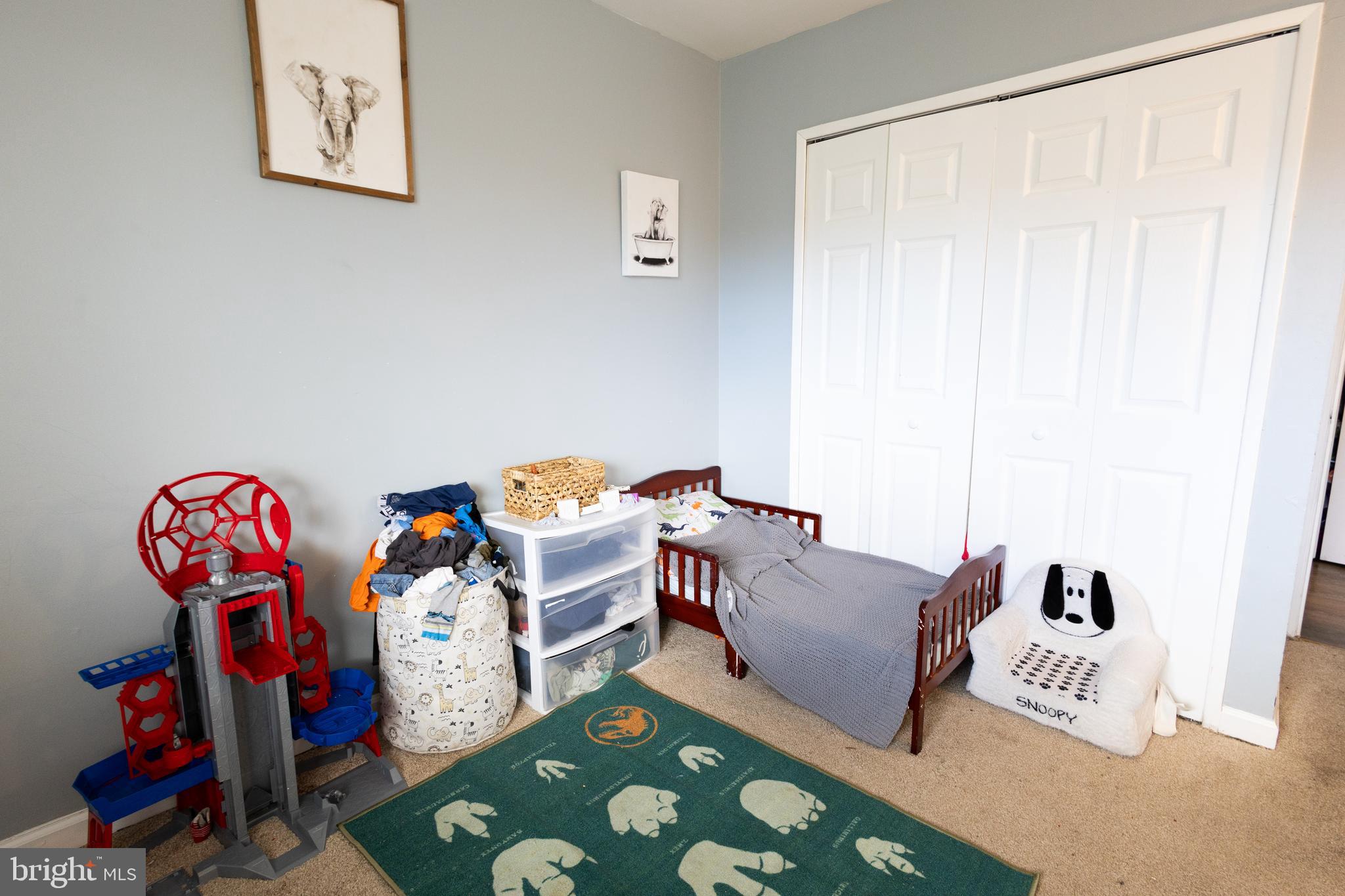 HOLLY HILL CONDOMINIUMS - Residential