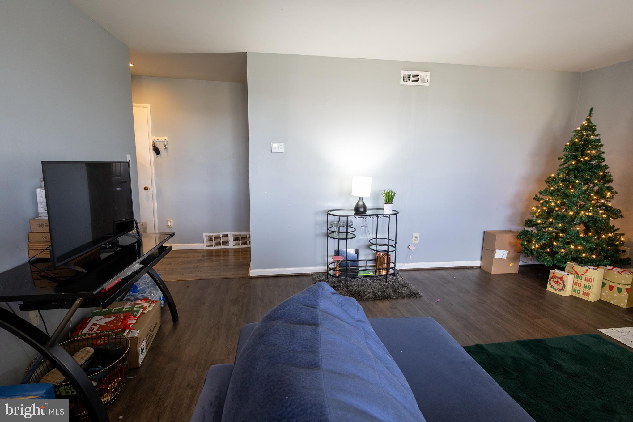 HOLLY HILL CONDOMINIUMS - Residential