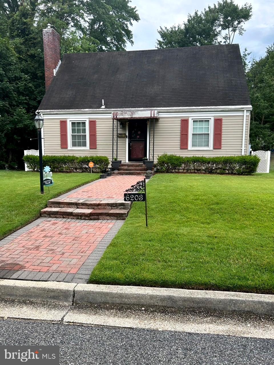 Why rent when you can own this charming and affordable detached home? PLEASE EXCUSE FULLNESS OF HOUSE. SELLER IS PACKING UP 25 YEARS OF TREASURES. Home will be ready for your personal touches so you can make it truly yours. Some major updates have already been taken care of, including a newer roof and replacement windows — giving you peace of mind from the start.
Step inside and feel the warmth of this 4-bedroom, 1.5-bath gem. The cozy living room, centered around a classic fireplace and mantel, invites you to relax and unwind. On the main level, you’ll find beautiful hardwood floors, a bright dining area, functional kitchen, two bedrooms, and a full bath. Upstairs adds two more bedrooms and a convenient half bath. Head out back to enjoy peaceful sunsets in the generously sized, fenced-in yard — perfect for gatherings with family and friends. The brick walkway and custom patio add charm and character to your outdoor space. The partially finished basement gives you the flexibility to create a space that fits your lifestyle — whether it’s a rec room, office, or home gym. You’ll love being close to shopping and public transportation, making everyday errands and commuting a breeze. This home is being sold as-is — it may not be perfect, but it has great bones and tons of potential. Don’t miss your chance to own a home that could be one of the smartest moves you ever made! PROFESSIONAL PICTURES COMING SOON!