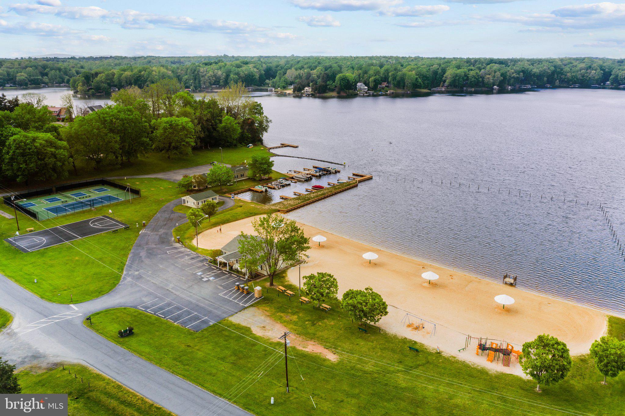 BLUE RIDGE SHORES - Residential