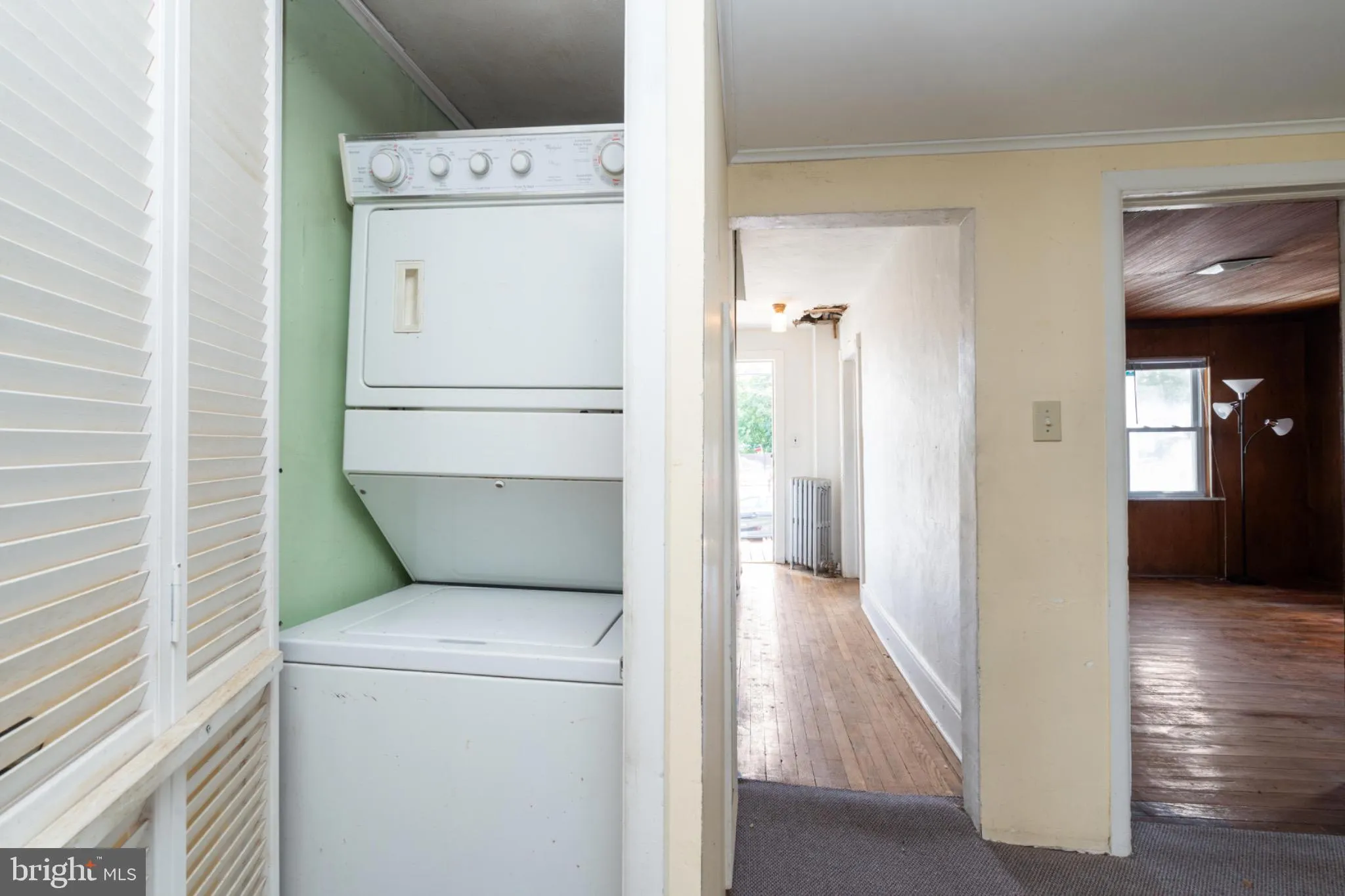 Princeton, New Jersey 08542, United States, 3 Bedrooms Bedrooms, ,1 BathroomBathrooms,Residential,Contingent,198106