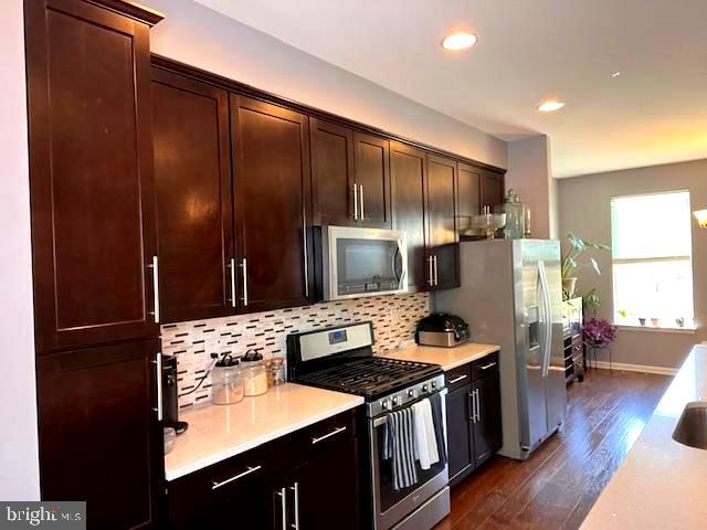 SUMMERFIELD - Residential