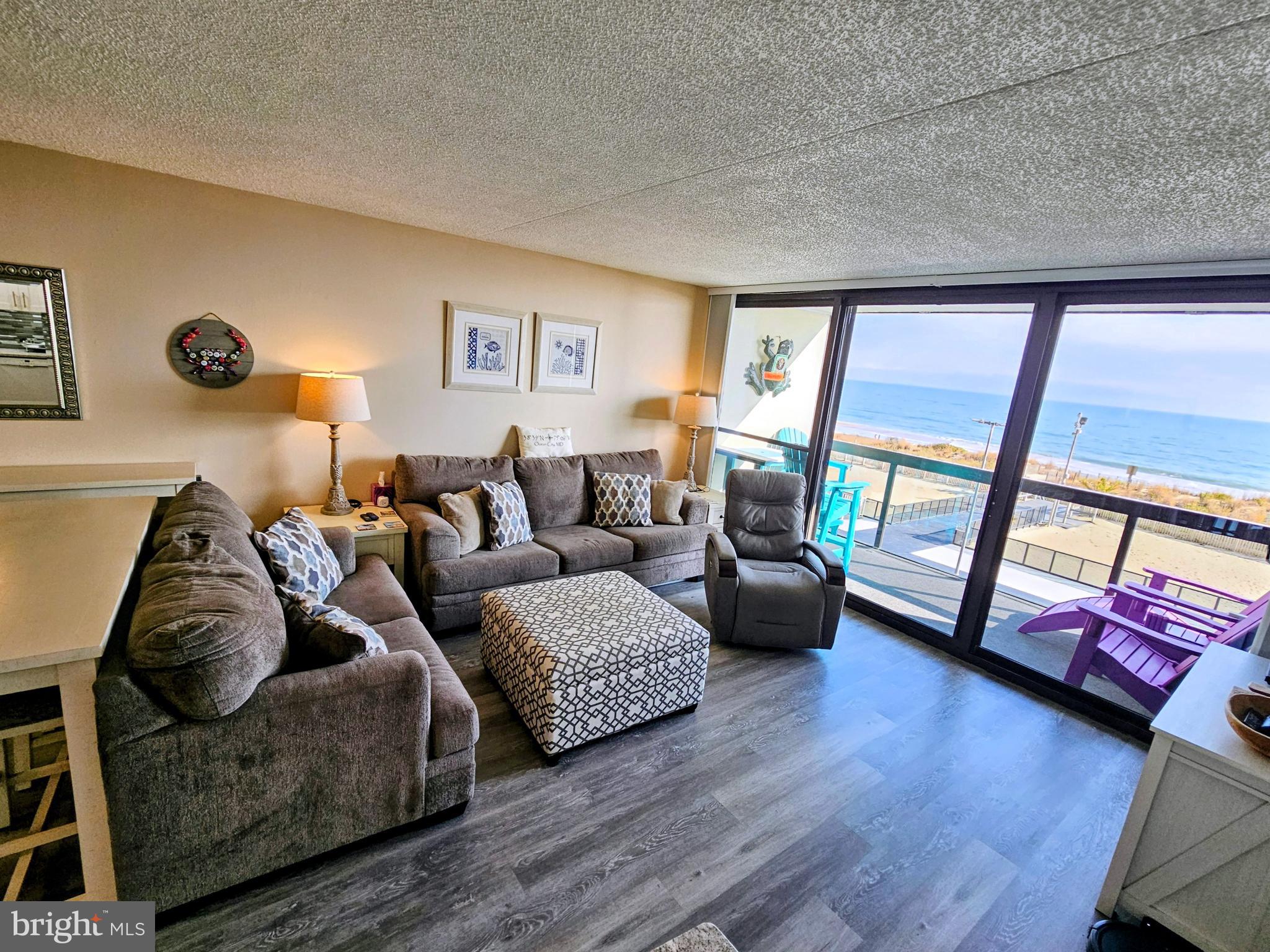 10900 COASTAL HIGHWAY 212