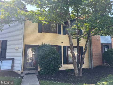 Photo of 2555 Fox Ridge Court, WOODBRIDGE, VA 22192 (MLS # VAPW2126728)