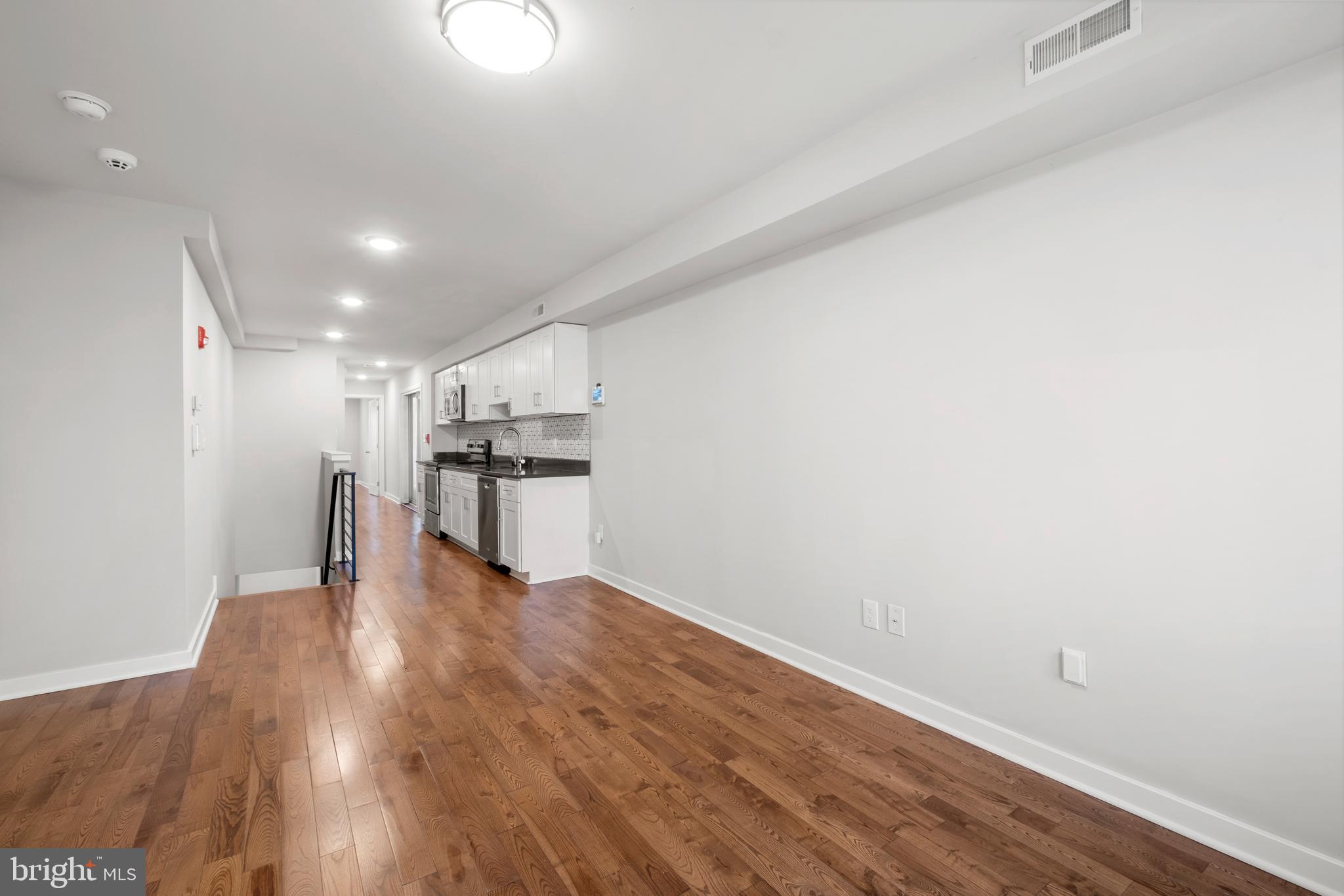 OLDE KENSINGTON - Residential Income