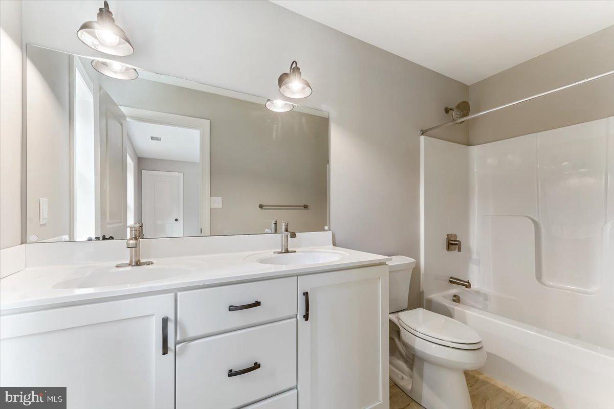 BROOKTHORPE HILLS - Residential Lease