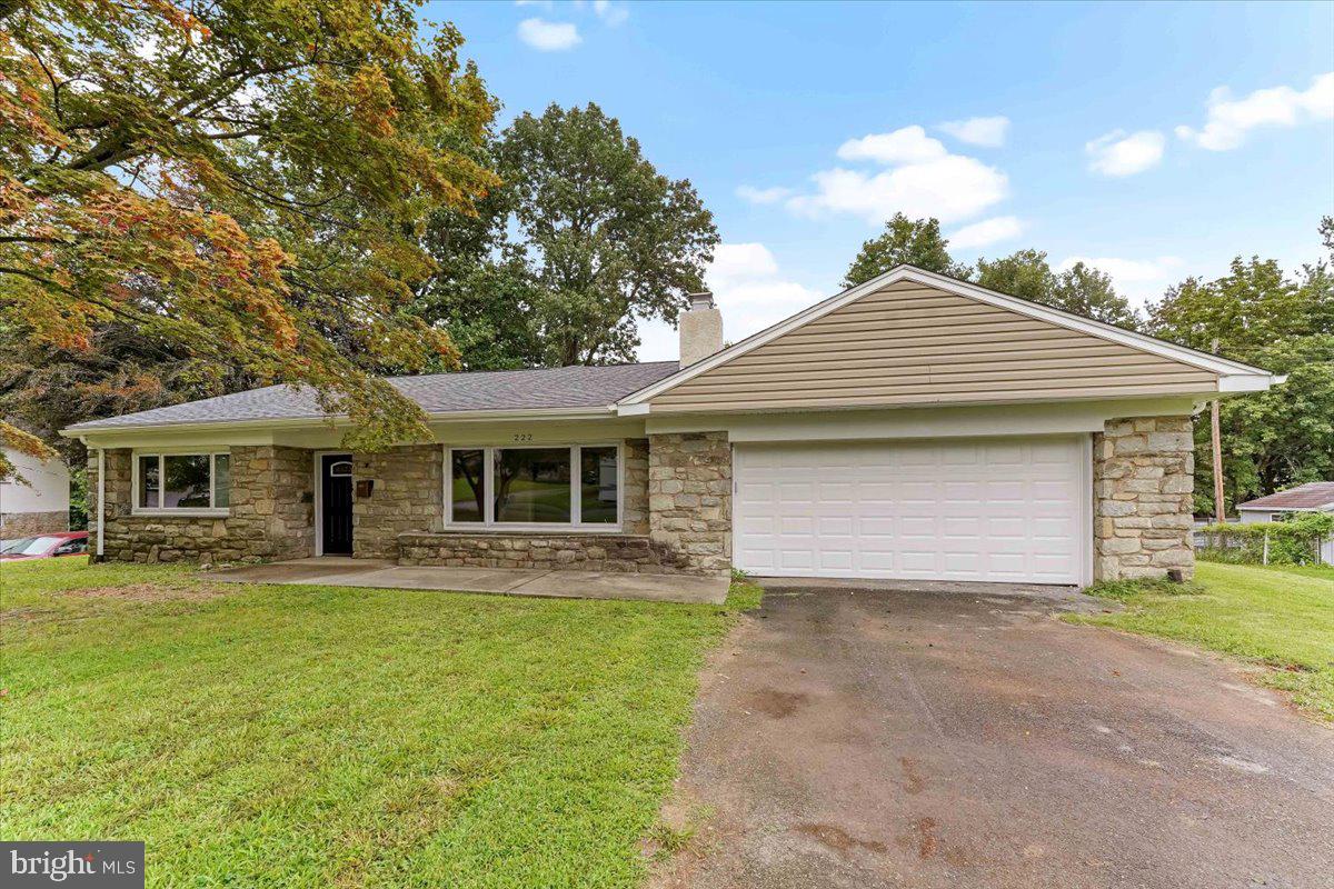 BROOKTHORPE HILLS - Residential Lease