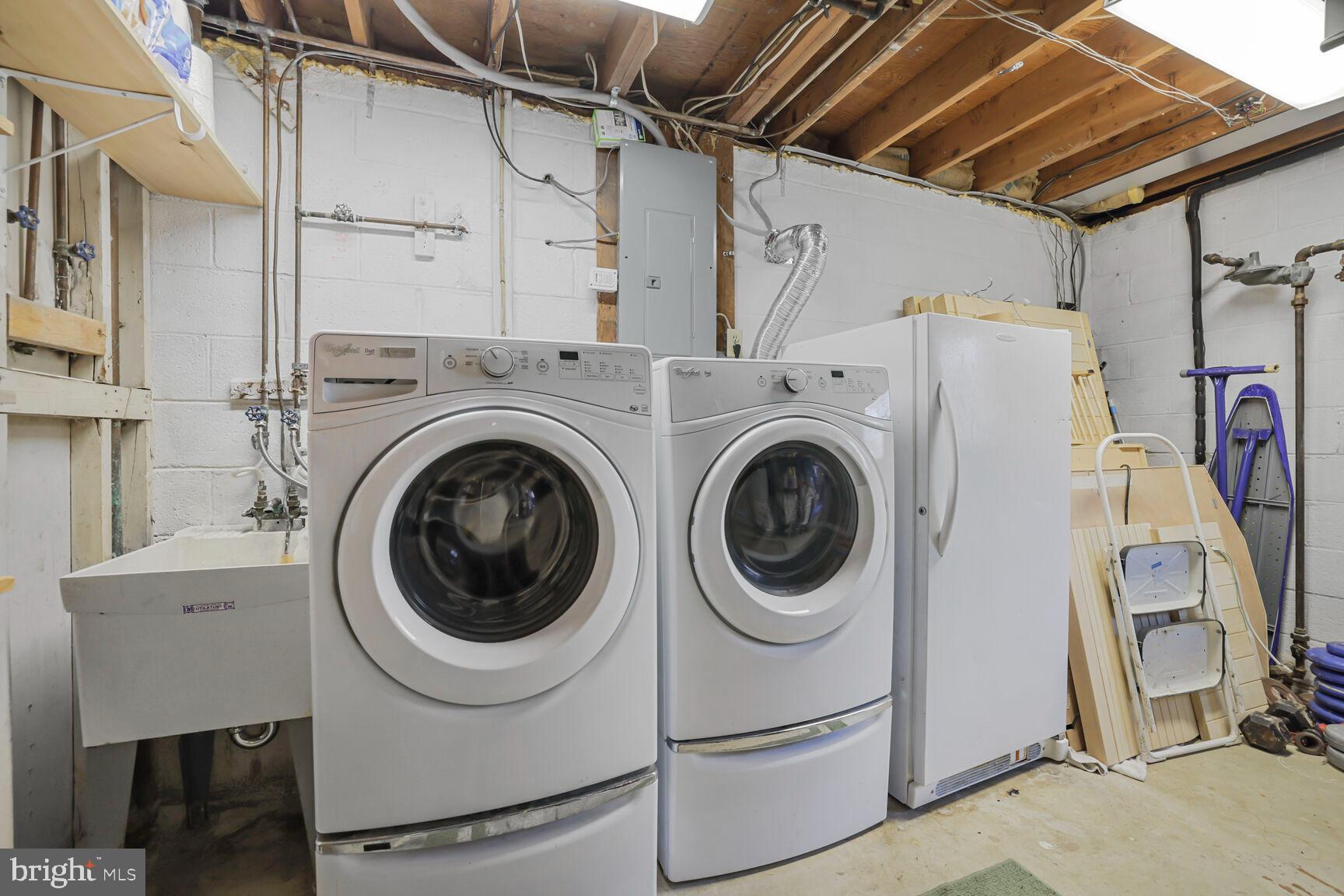 WEST END PARK - Residential