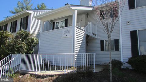 330 PHOEBE COURT THREE BRIDGES NJ 08887