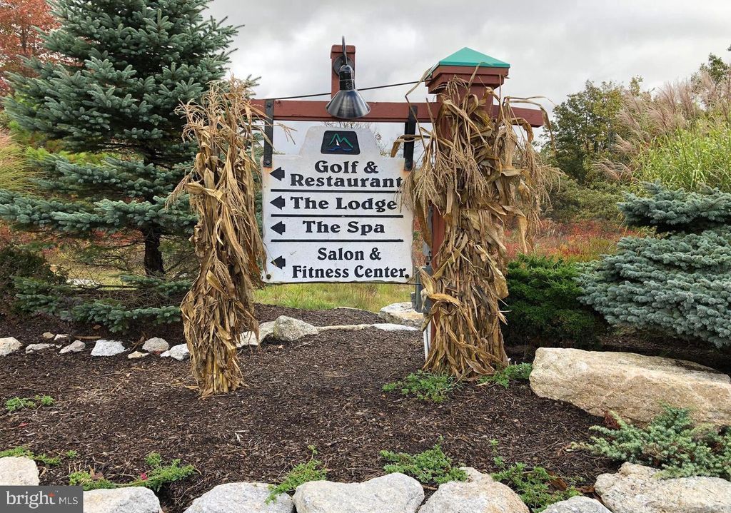 Photo of Lv 280 Redbud, HAZLE TOWNSHIP, PA 18202 (MLS # PALU2001508)