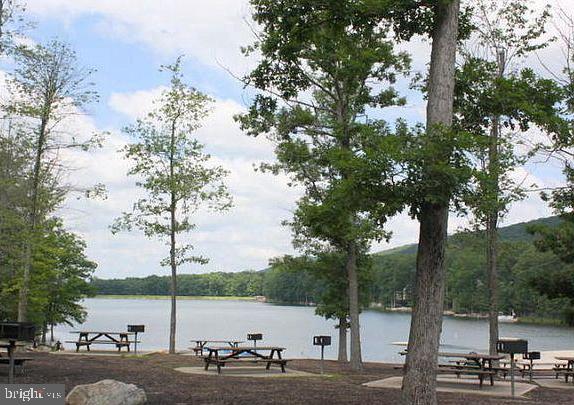 EAGLE ROCK RESORT - Land