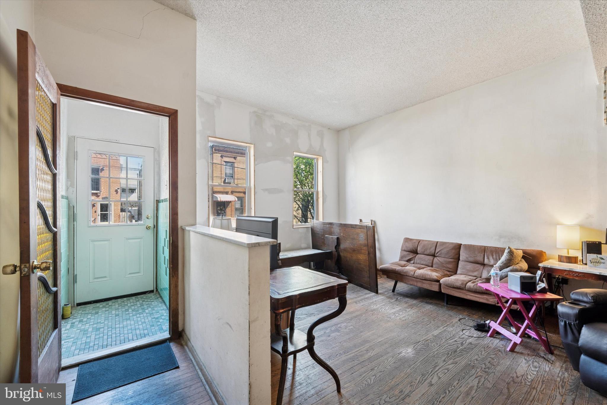 PASSYUNK SQUARE - Residential