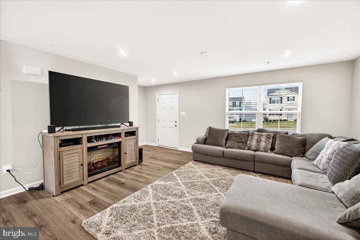 104 CHARLOTTE STREET