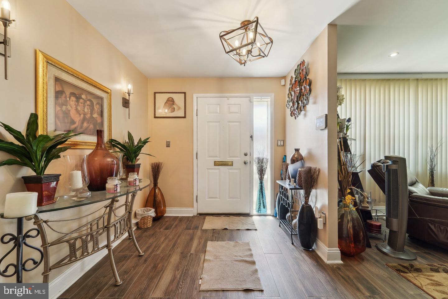 3631 GLENGYLE AVENUE 6A