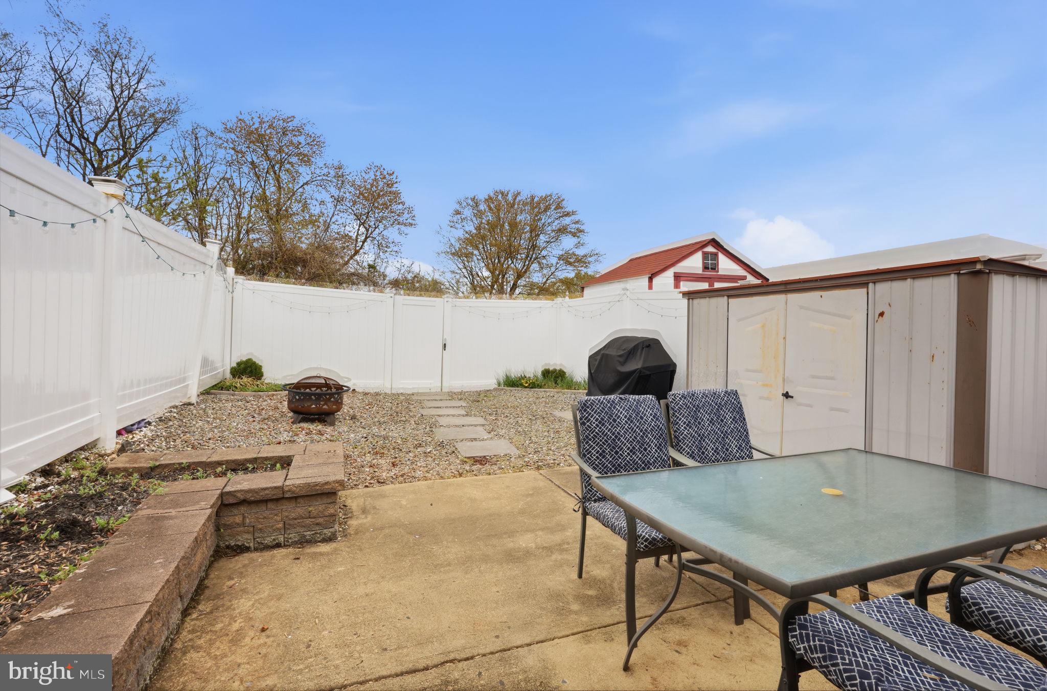 LIBERTY CIRCLE - Residential