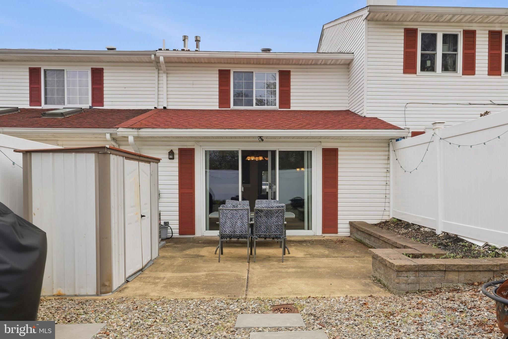 LIBERTY CIRCLE - Residential