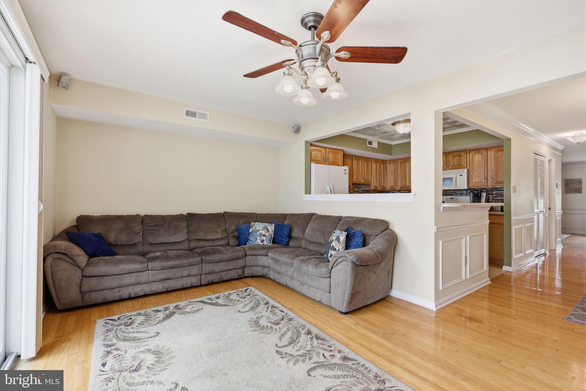 LIBERTY CIRCLE - Residential