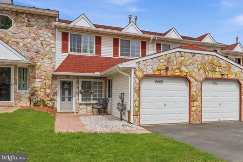 Photo of 4406 Ernie Davis Circle, PHILADELPHIA, PA 19154 (MLS # PAPH2609288)