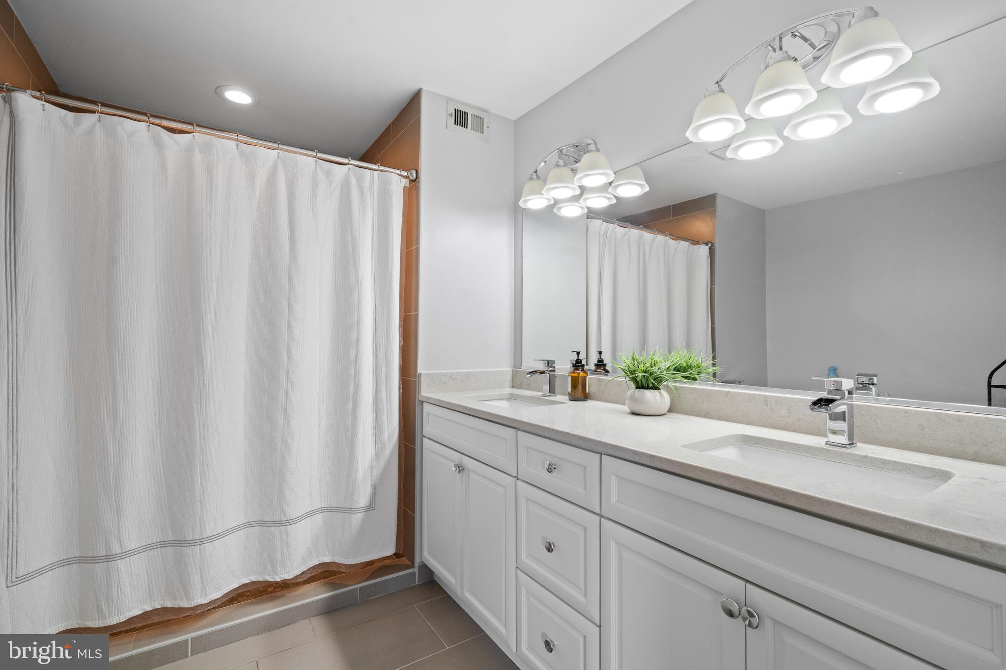 WESTRIDGE - Residential