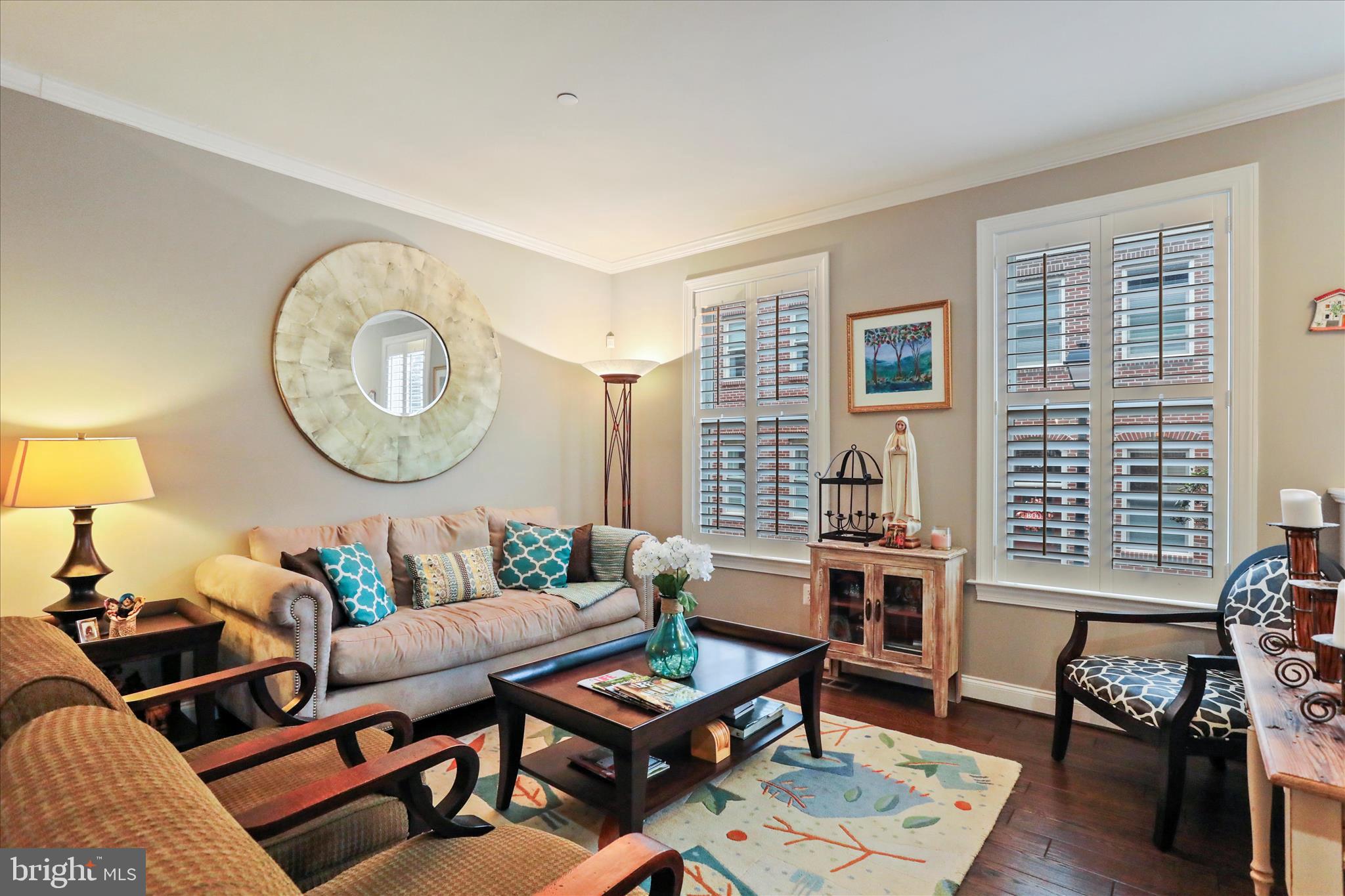 MAXWELL SQUARE - Residential