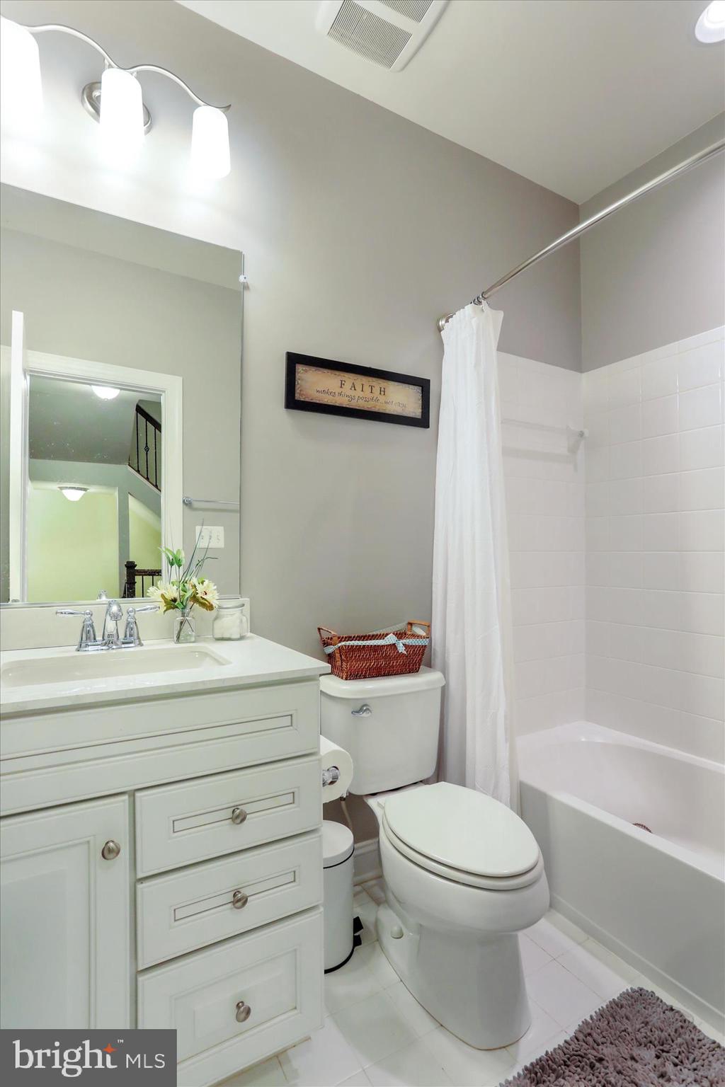 MAXWELL SQUARE - Residential