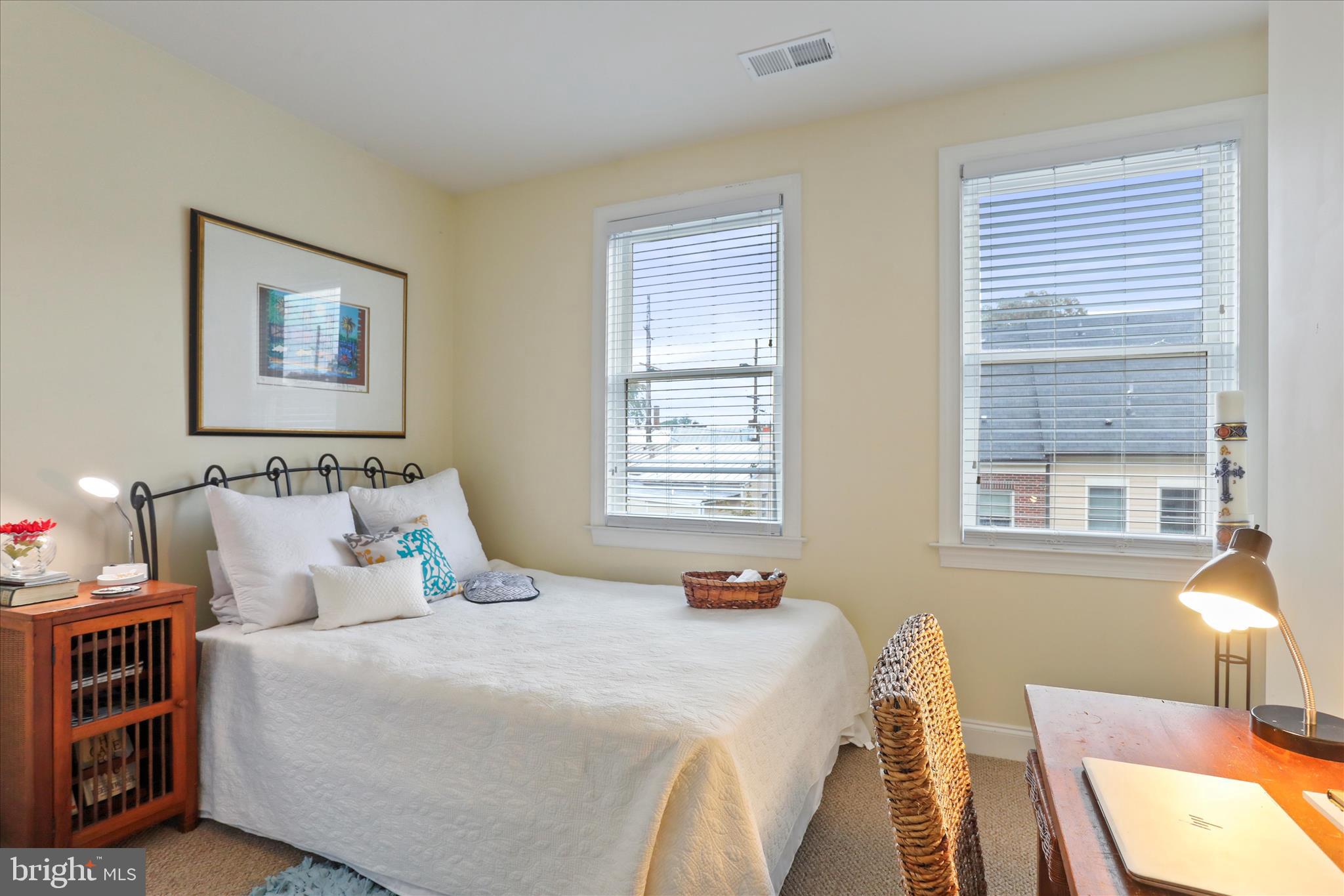 MAXWELL SQUARE - Residential