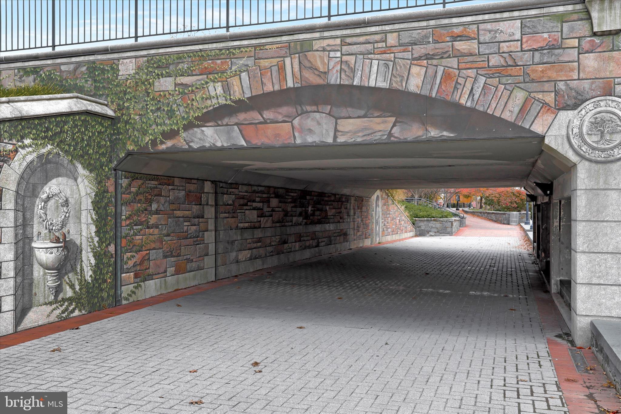 MAXWELL SQUARE - Residential