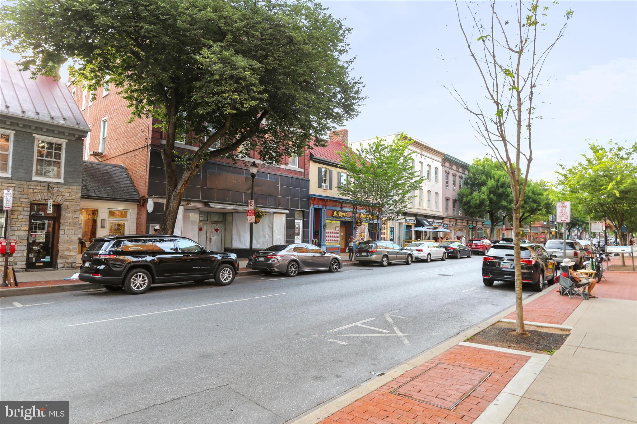 MAXWELL SQUARE - Residential