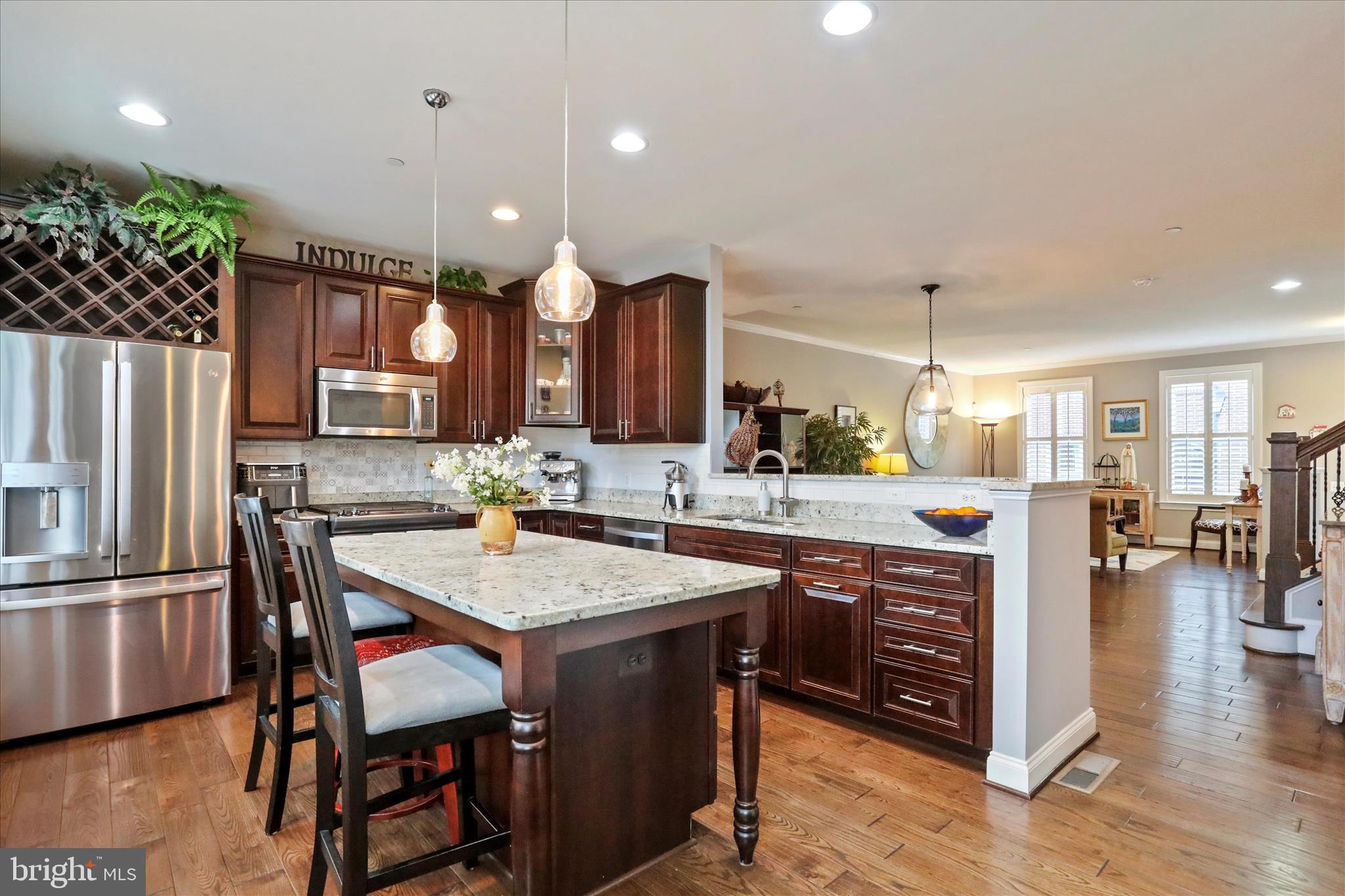 MAXWELL SQUARE - Residential