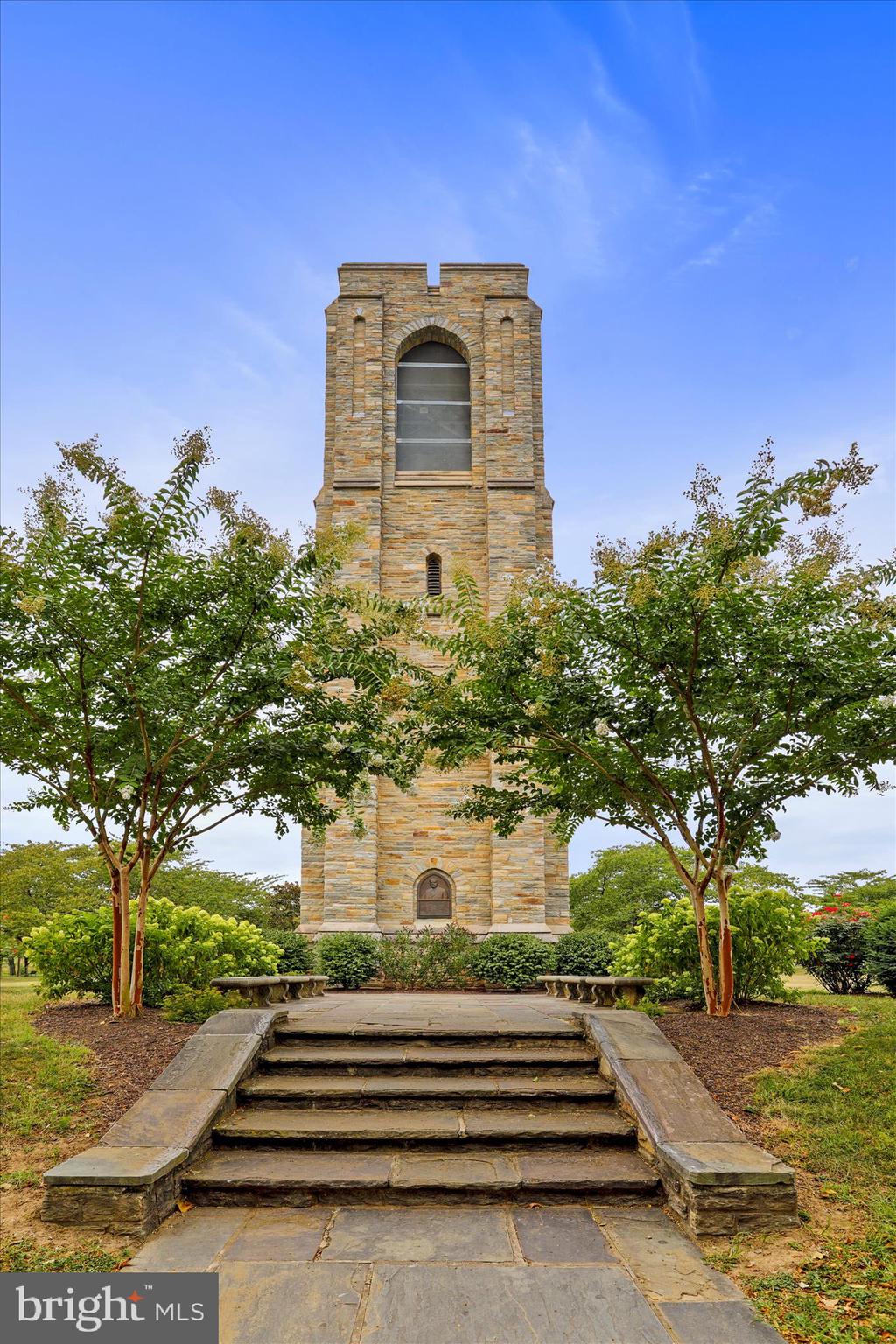 MAXWELL SQUARE - Residential