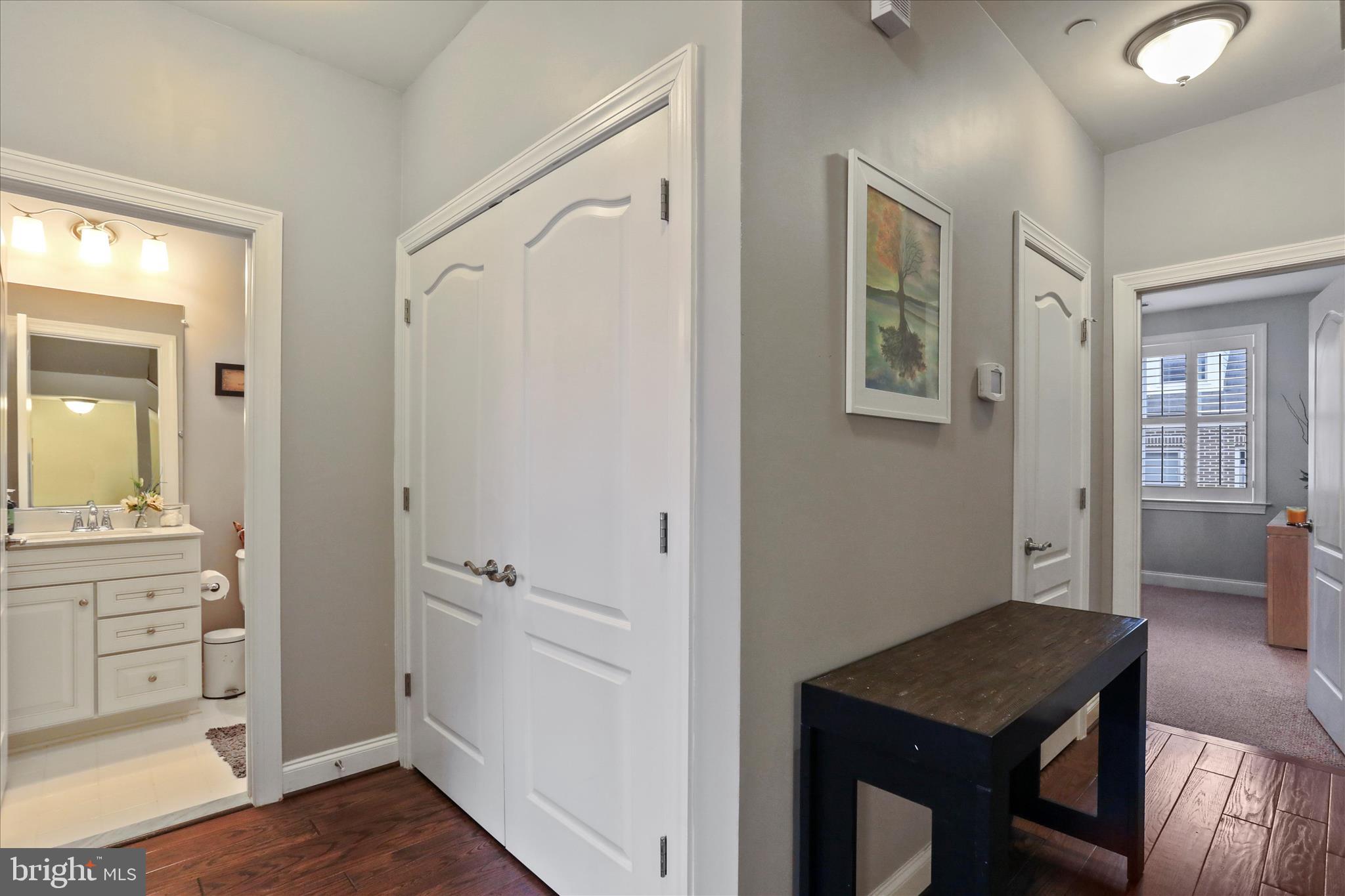 MAXWELL SQUARE - Residential