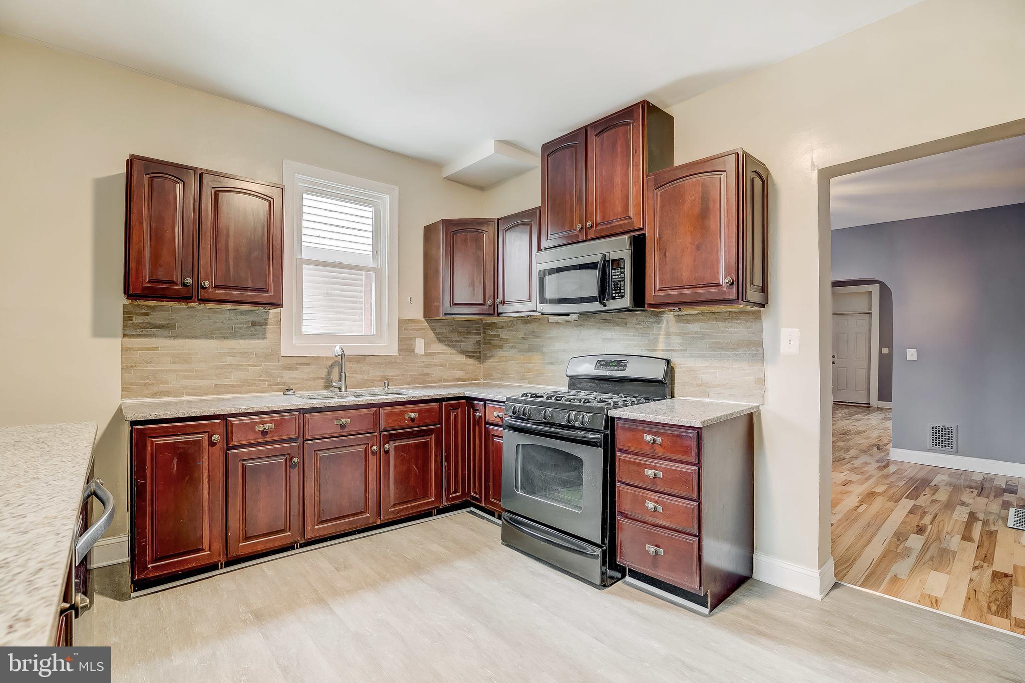 WOODBOURNE HEIGHTS - Residential Lease