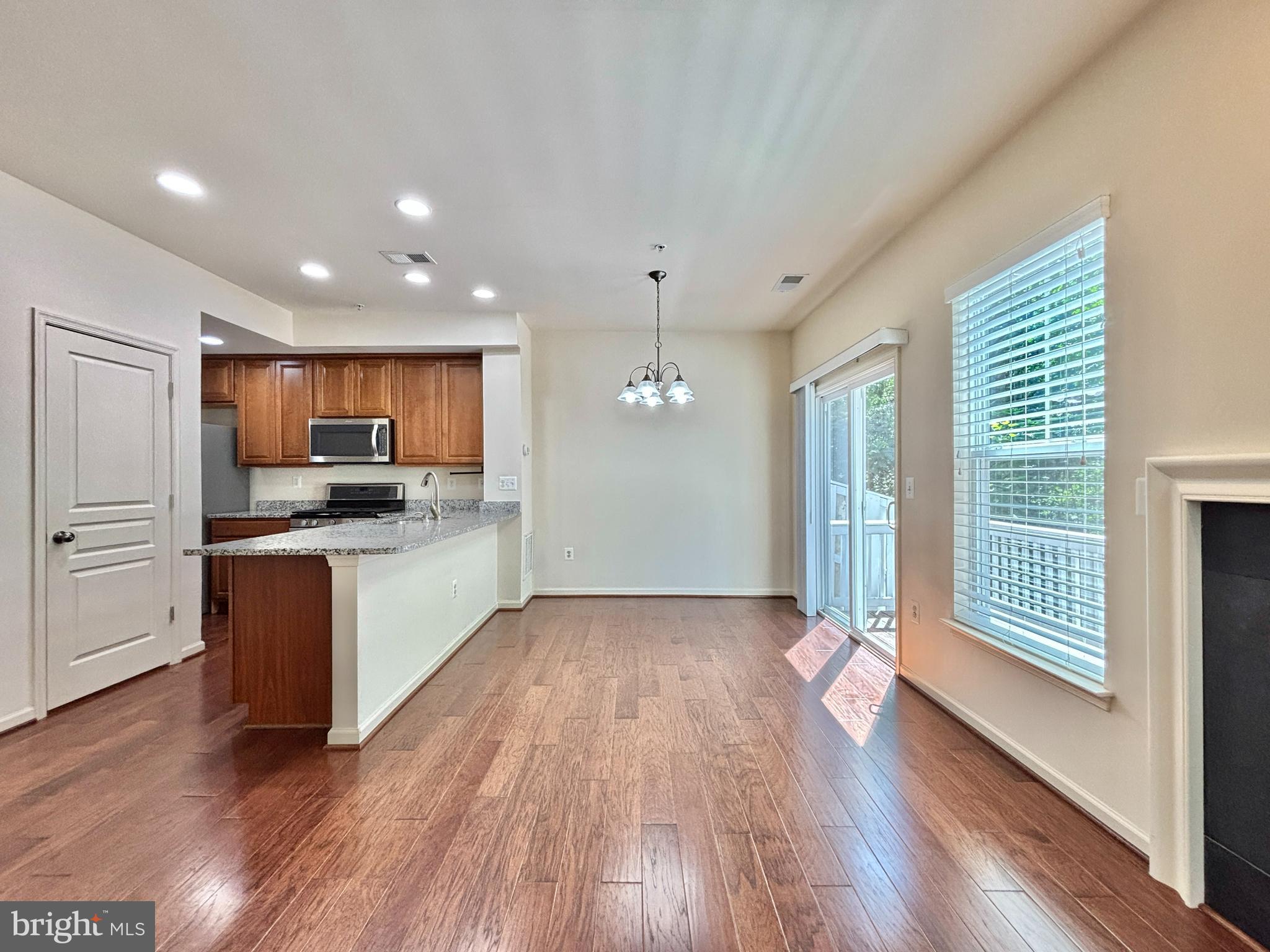 1599 RENATE DRIVE
