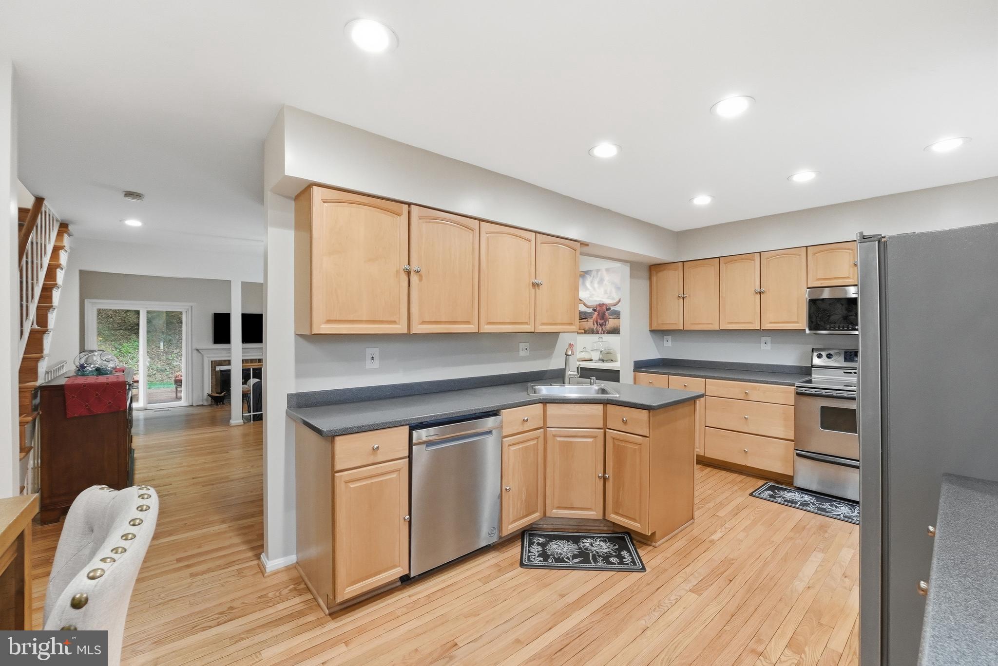 LONG BRANCH ESTATES - Residential
