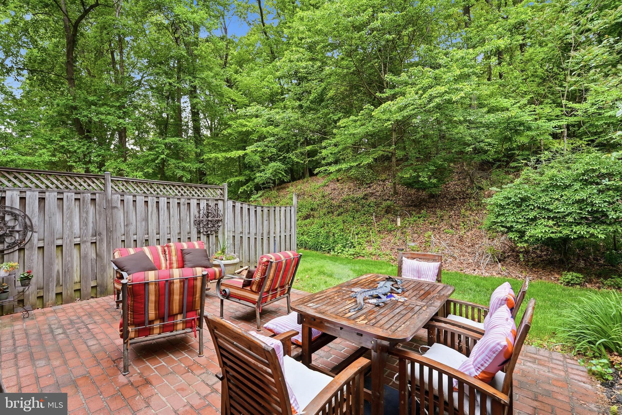 LONG BRANCH ESTATES - Residential