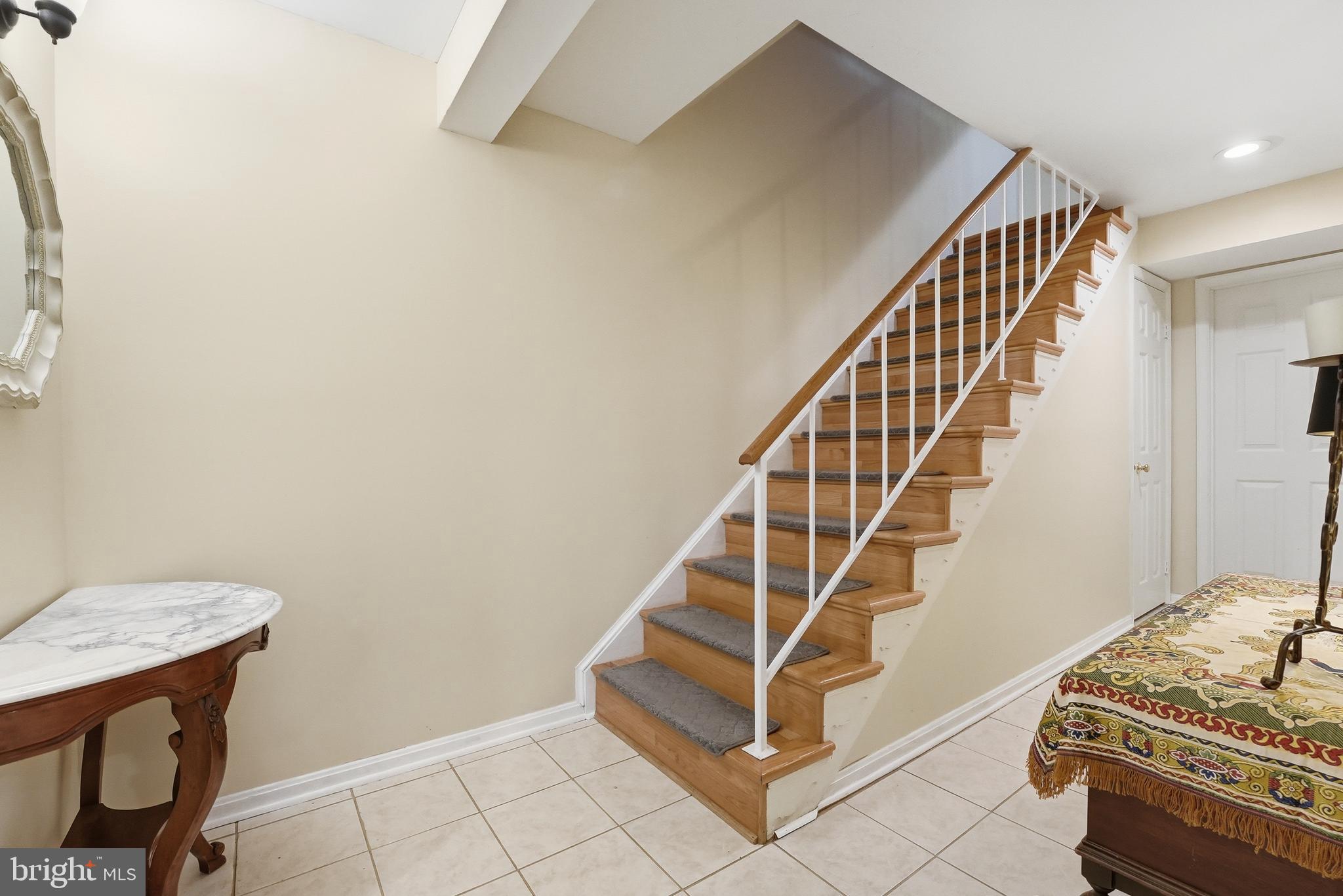 LONG BRANCH ESTATES - Residential