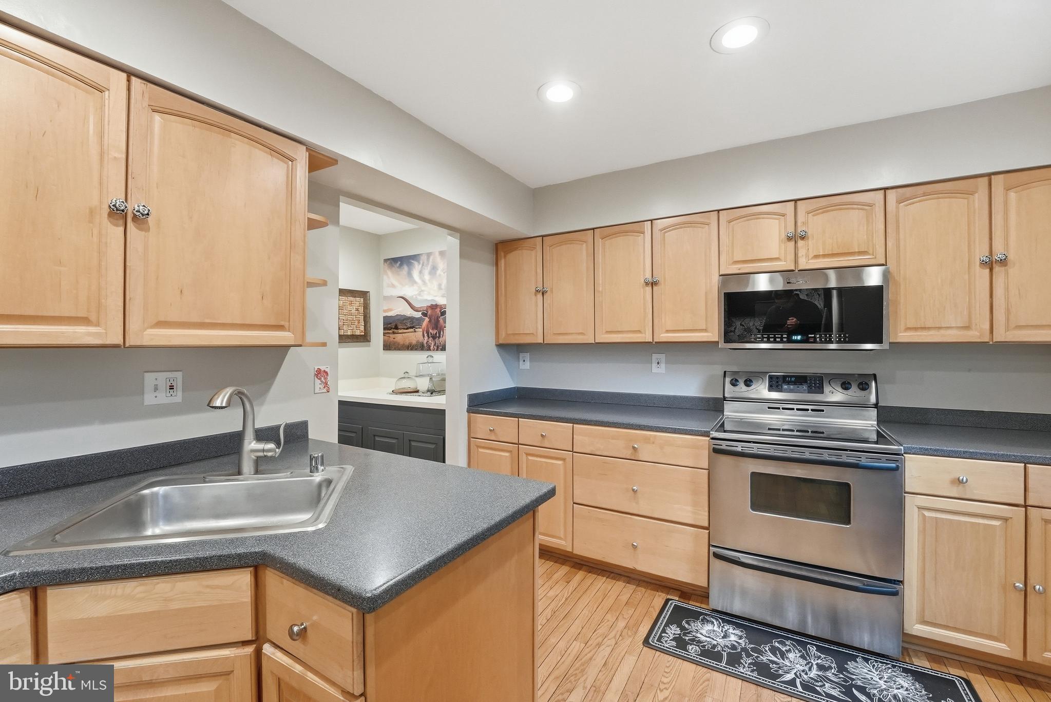LONG BRANCH ESTATES - Residential