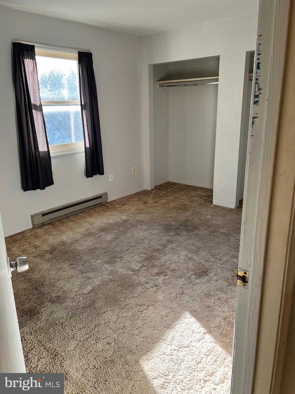 TWIN HILLS - Residential