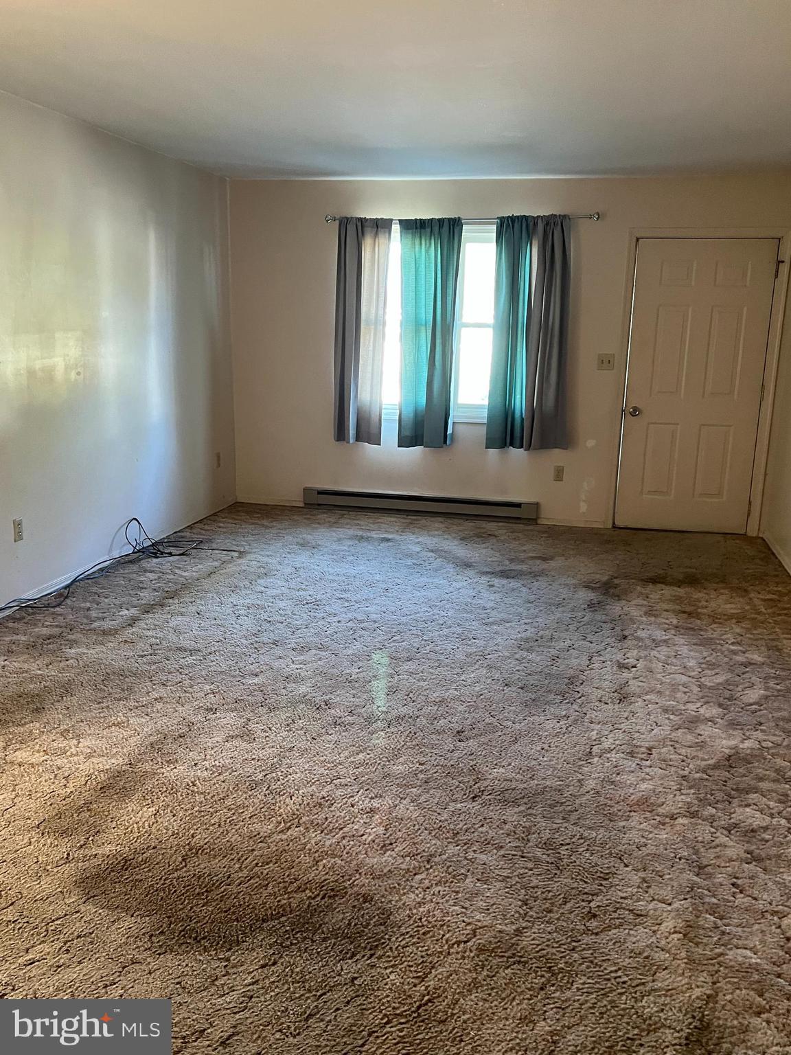 TWIN HILLS - Residential