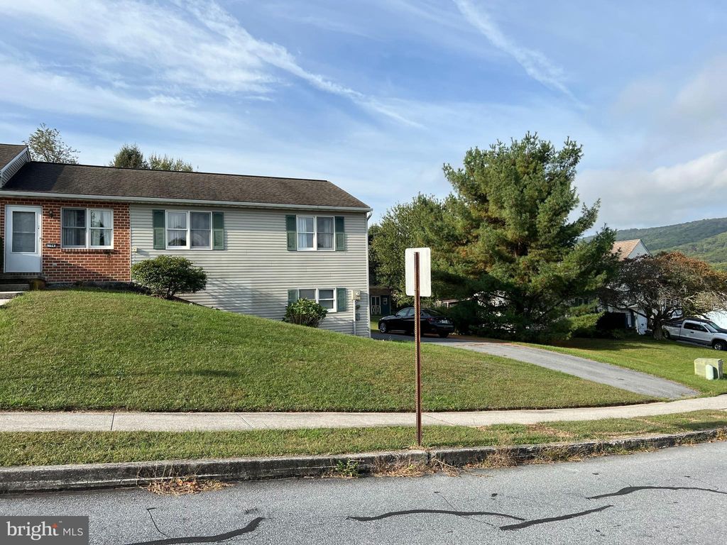 Photo of 104 Furman Road, DILLSBURG, PA 17019 (MLS # PAYK2088978)