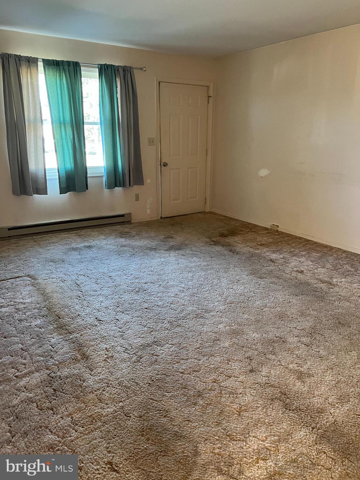 TWIN HILLS - Residential