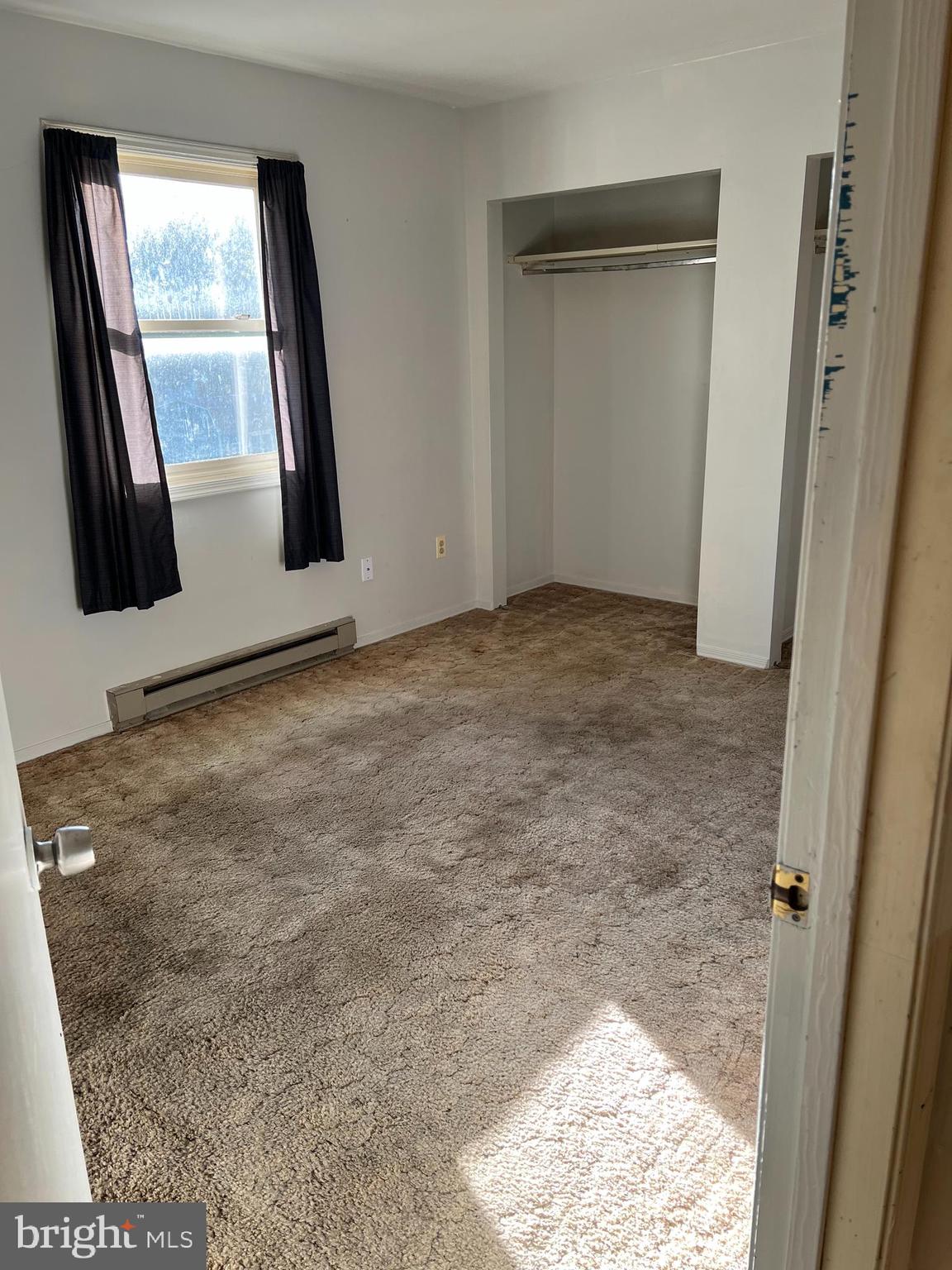 TWIN HILLS - Residential