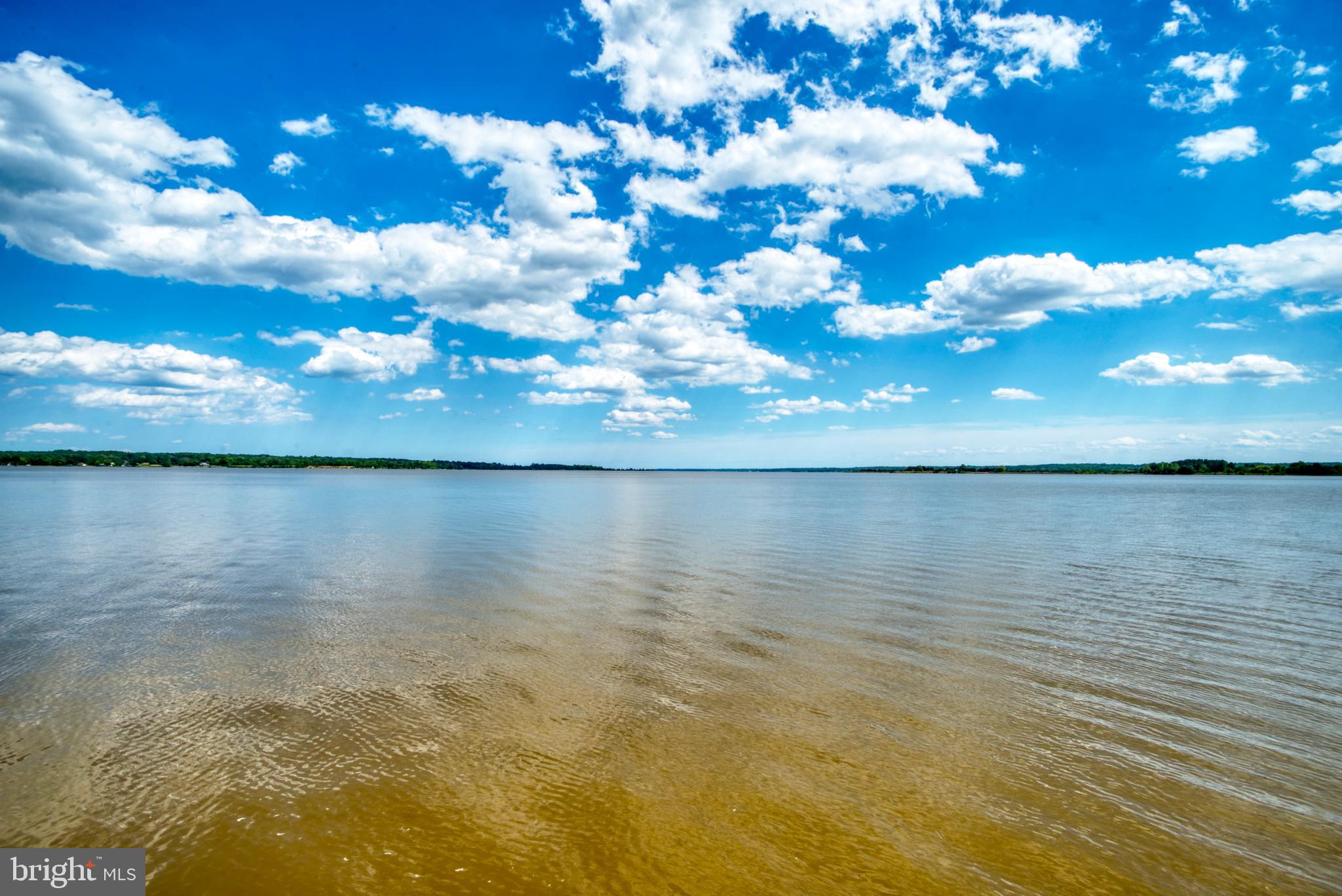 GOLDEN BEACH - Residential