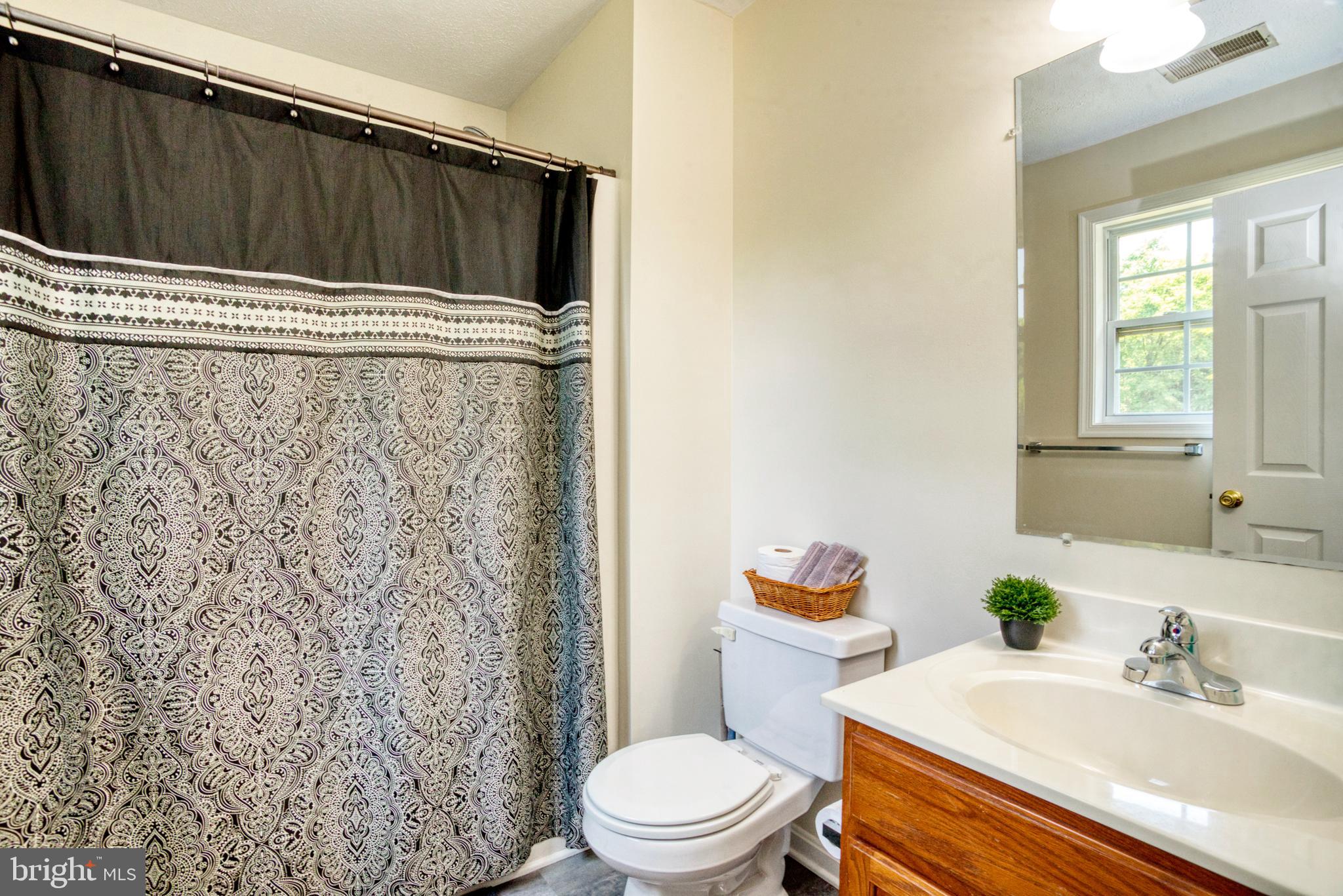 GOLDEN BEACH - Residential