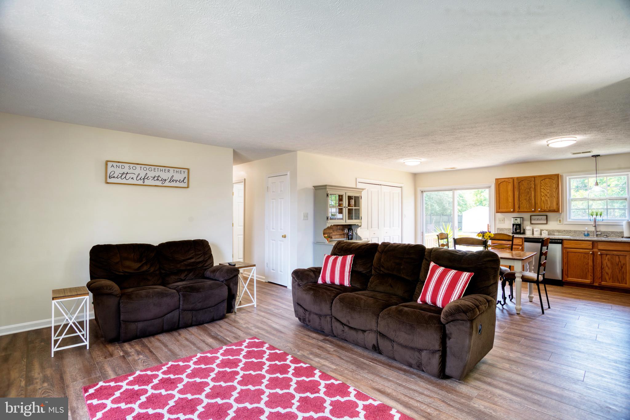 GOLDEN BEACH - Residential